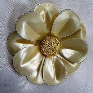 Vintage Cream Enamel Flower Brooch Gold Tone Textured Center Floral Pin